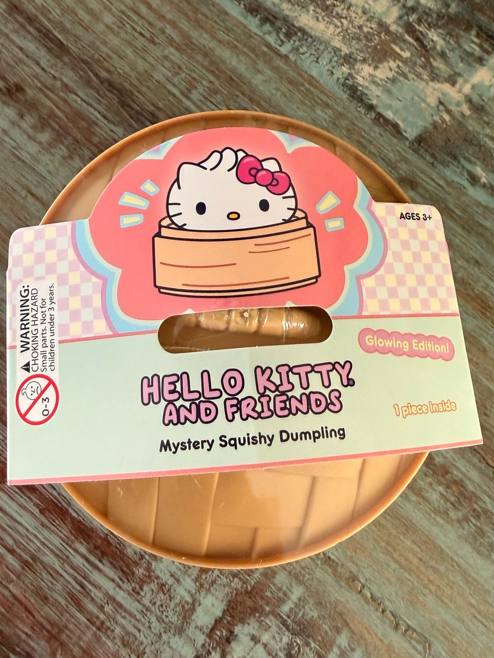 NEW Hello Kitty & Friends Mystery Squishy Dumpling Glowing Edition